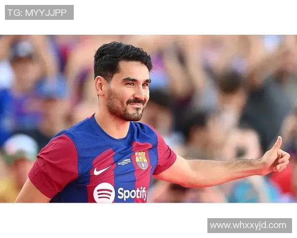 京多安引领新潮流球场内外的多面手与足球的未来之星