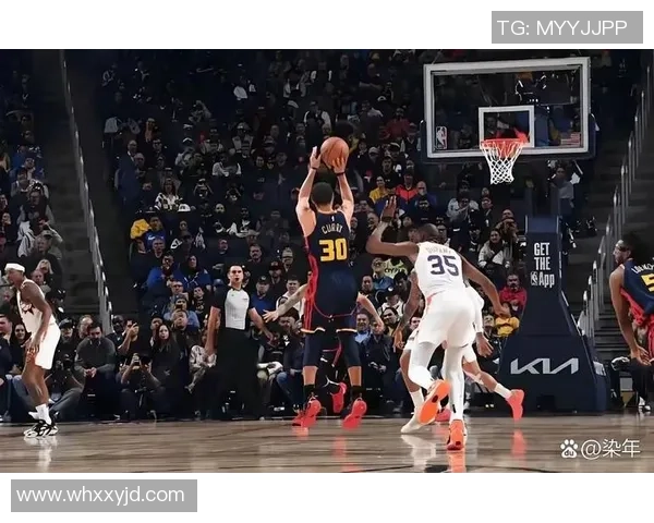 德文布克引领太阳队崛起成NBA新星的背后故事与奋斗历程